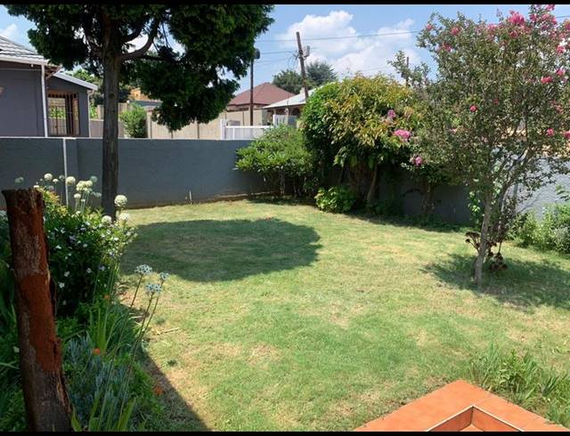 3 BEDROOM HOUSE FOR SALE IN KENSINGTON